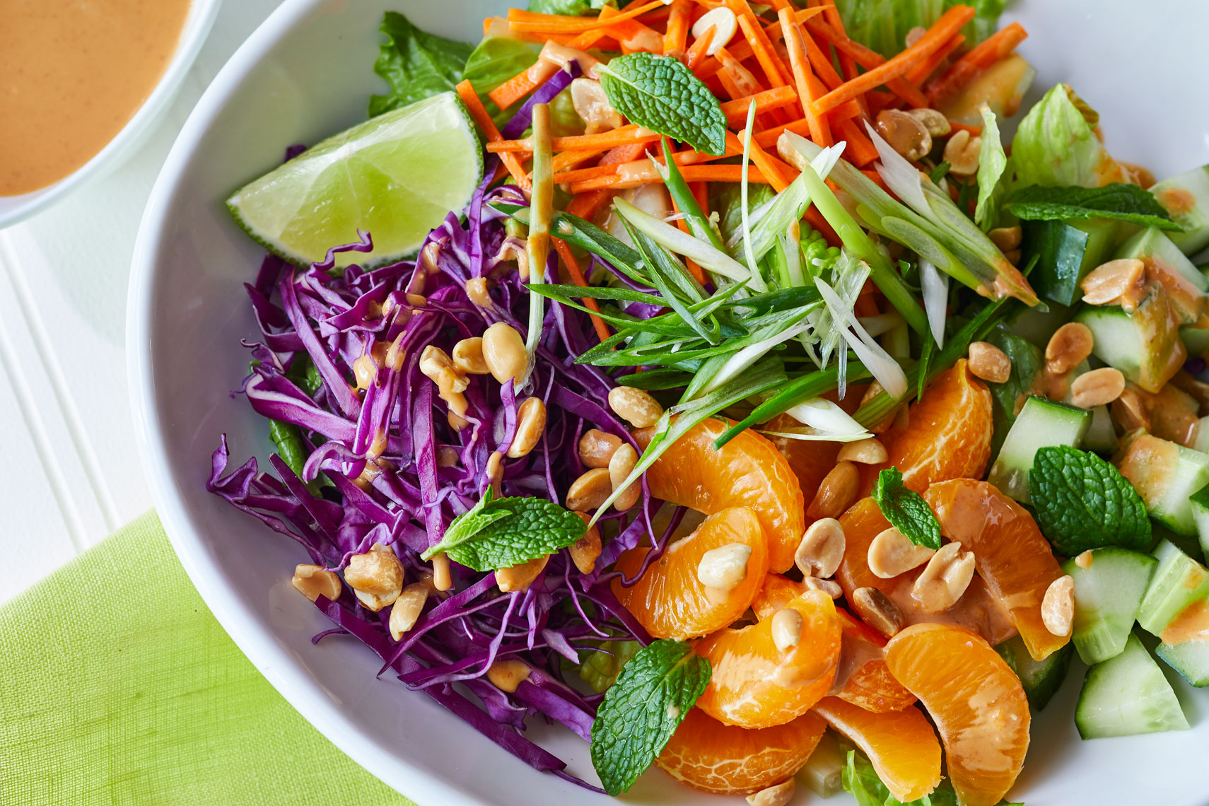 Mandarin_Crunch_Bowl_With_Spicy_Orance_Peanut_Sauce__07_222